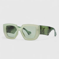 JOSSALYN | STYLISH SUNGLASSES