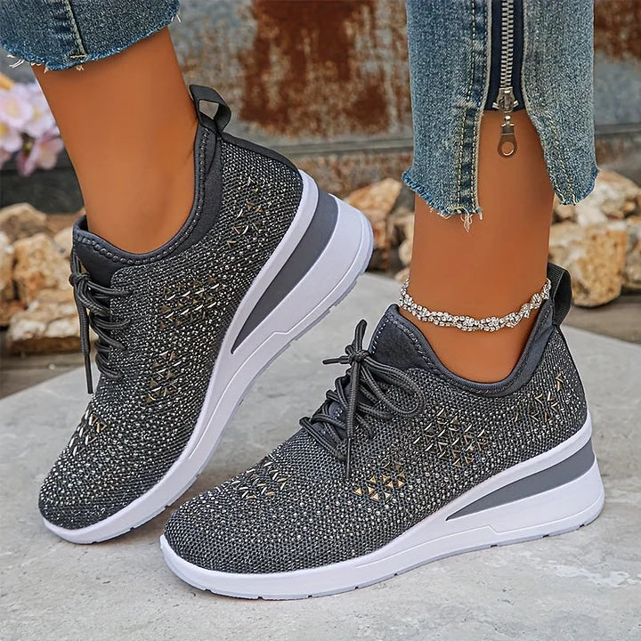 Bonnie - Orthopaedic Trainers