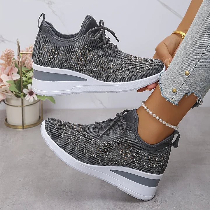 Bonnie - Orthopaedic Trainers